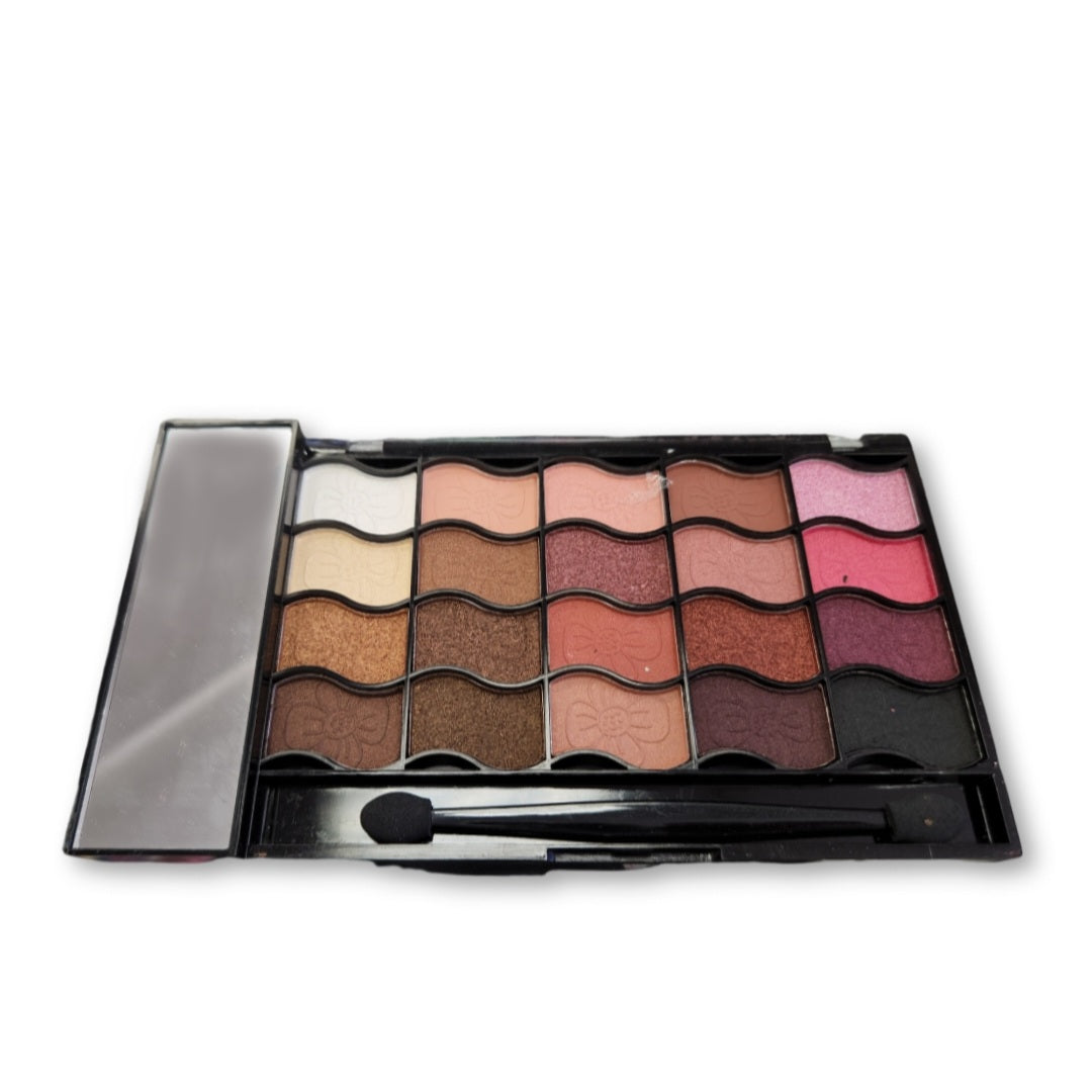 SFR Color Surprised Pro Makeup Palette