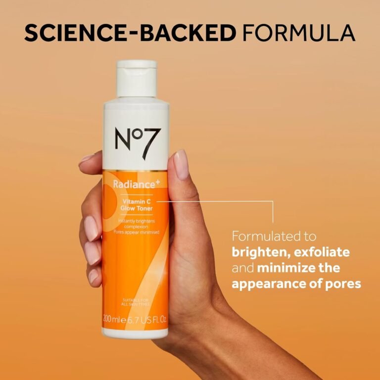 No7 Radiance+ Vitamin C Glow Toner – Suitable for All Skin Types - Image 2