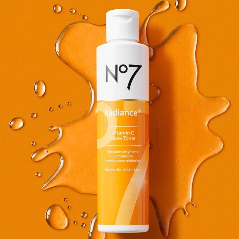 No7 Radiance+ Vitamin C Glow Toner – Suitable for All Skin Types - Image 3